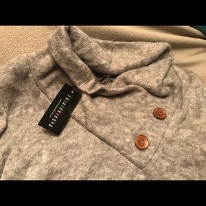 Brand New Fashion Nova Sweater Size Small